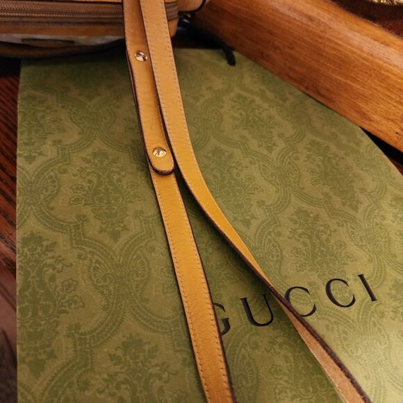 Gucci Cream GG Monogram Bag - Picture 11 of 15